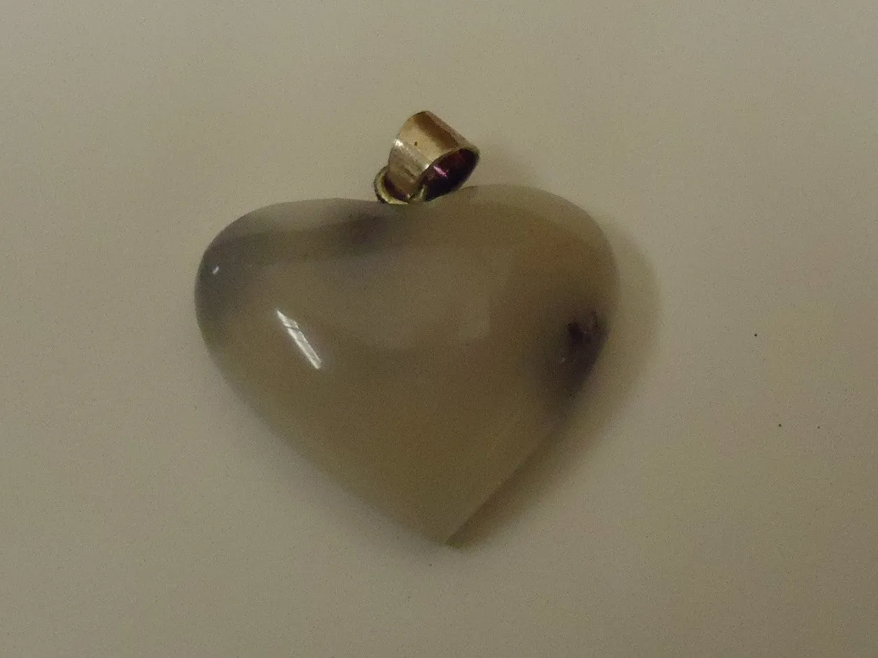 Designer Fashion Pendant Heart Faux Gemstone Female Adult Grays -- Used