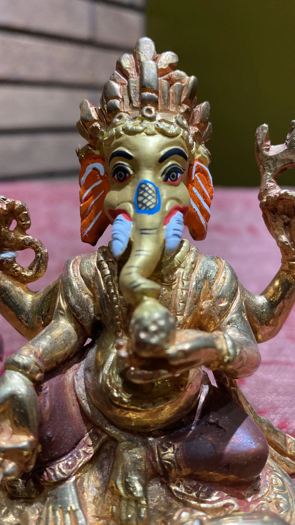 Ganesh Gold-Plated Copper Lost-Wax Golden Thanka Paint Face Statue (S)