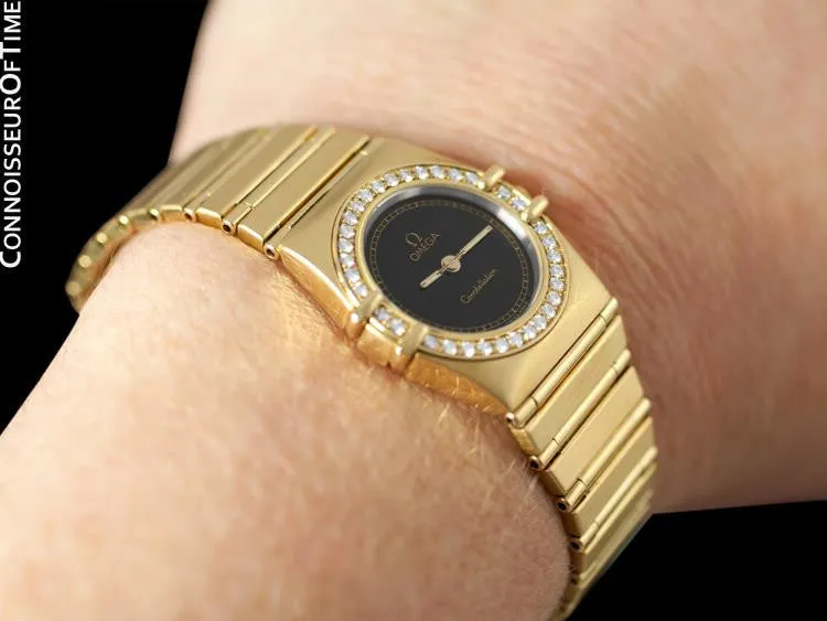 Omega Ladies Constellation Bracelet Watch - 18K Gold & Original Omega Factory Set Diamonds