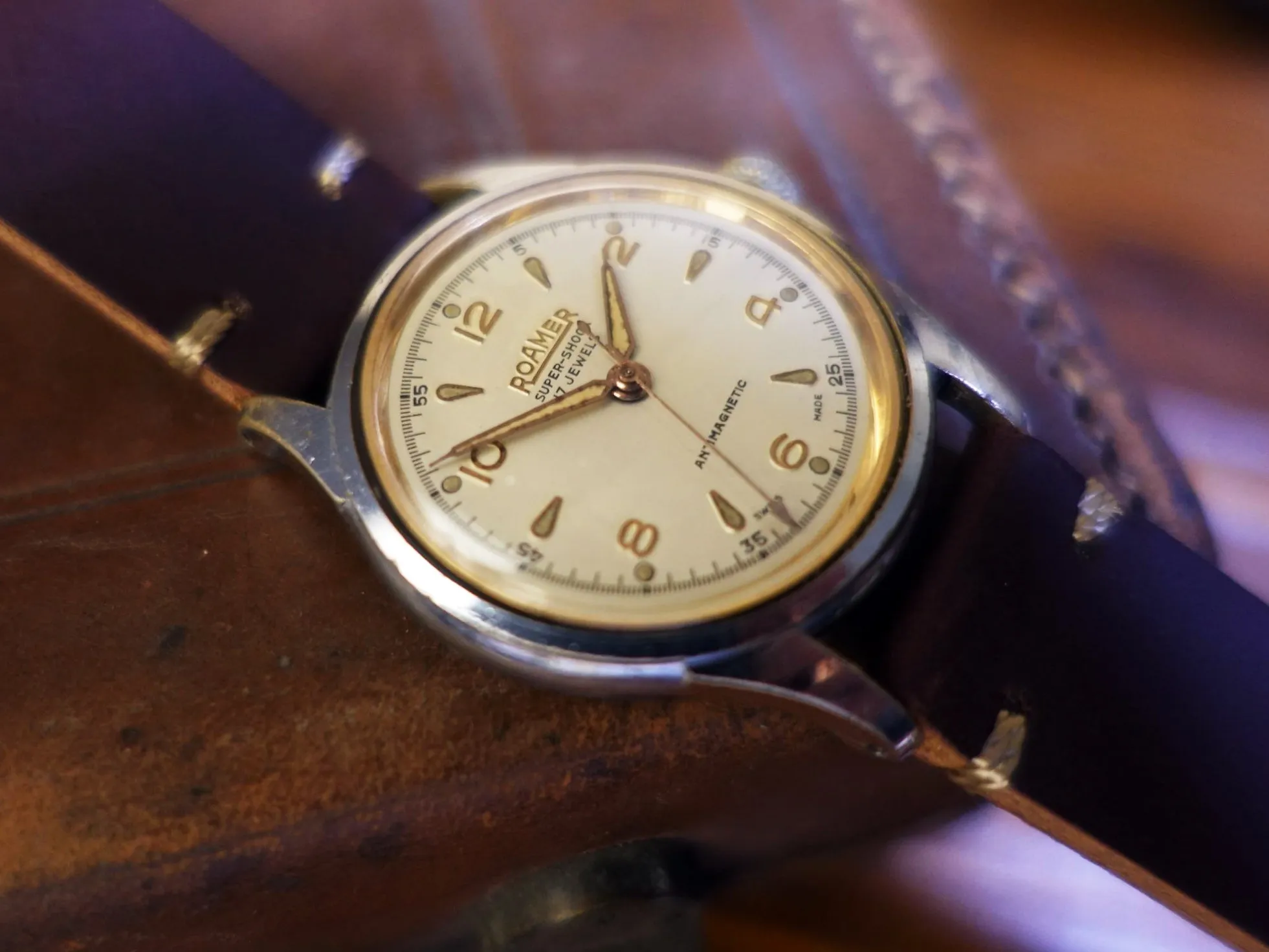 Roamer 'Super Shock' 17 Jewel Vintage Watch